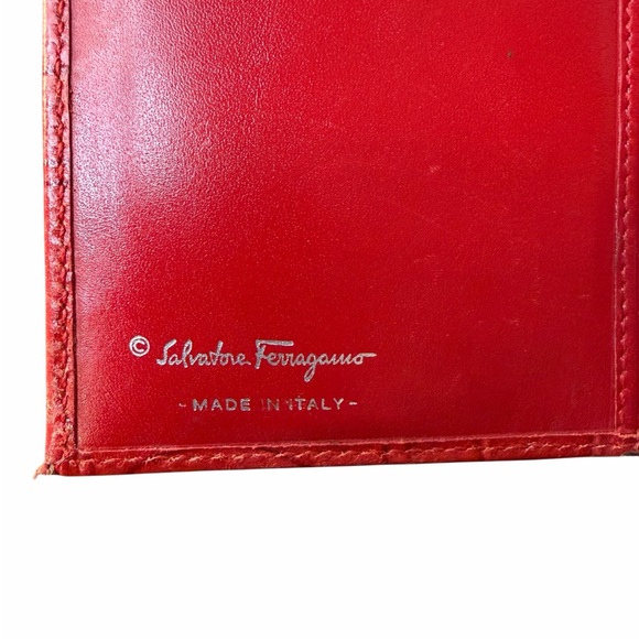Ferragamo Gancini Embossed Red Long Wallet W/Unbranded Chain Insert (A352) - Picture 6 of 11